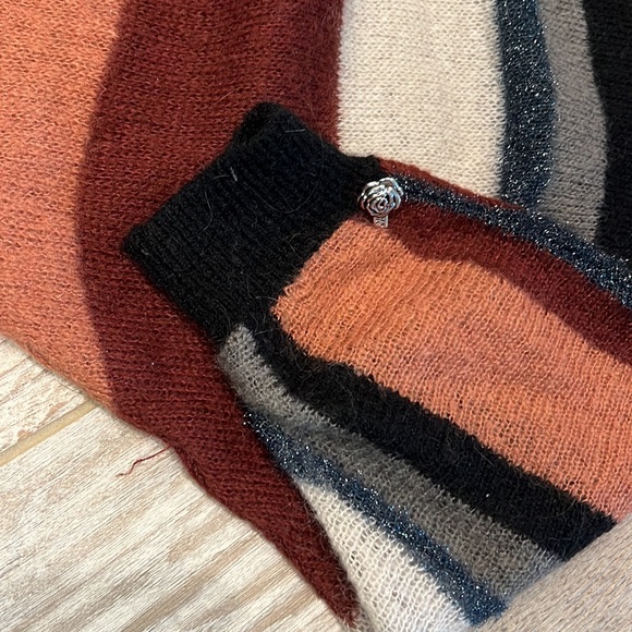 Miss sixty sweater size L large. EUC. - Picture 4 of 4